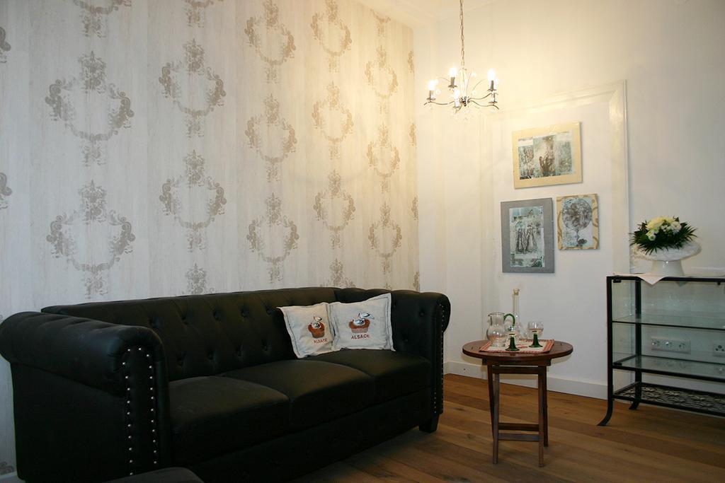 Apartment Koenigstrasse Bad Bergzabern Kamer foto